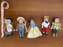 Bonecos e bonecas de porcelana de contos historicos