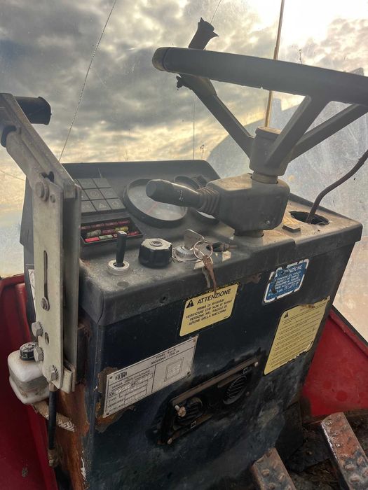 Koparko ładowarka FIORI 4x4 jak 2cx