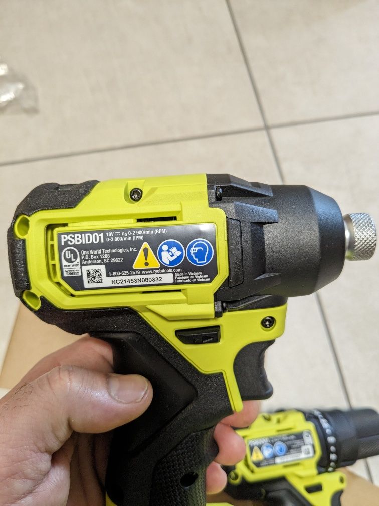 Ryobi ONE+HP набір шруповертів