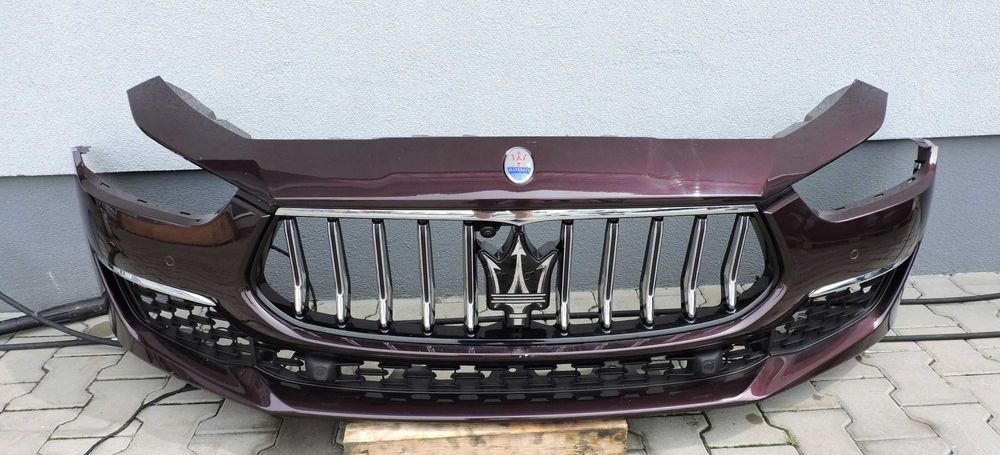 Maserati Ghibli бампер передний перед рестайл дорестайл