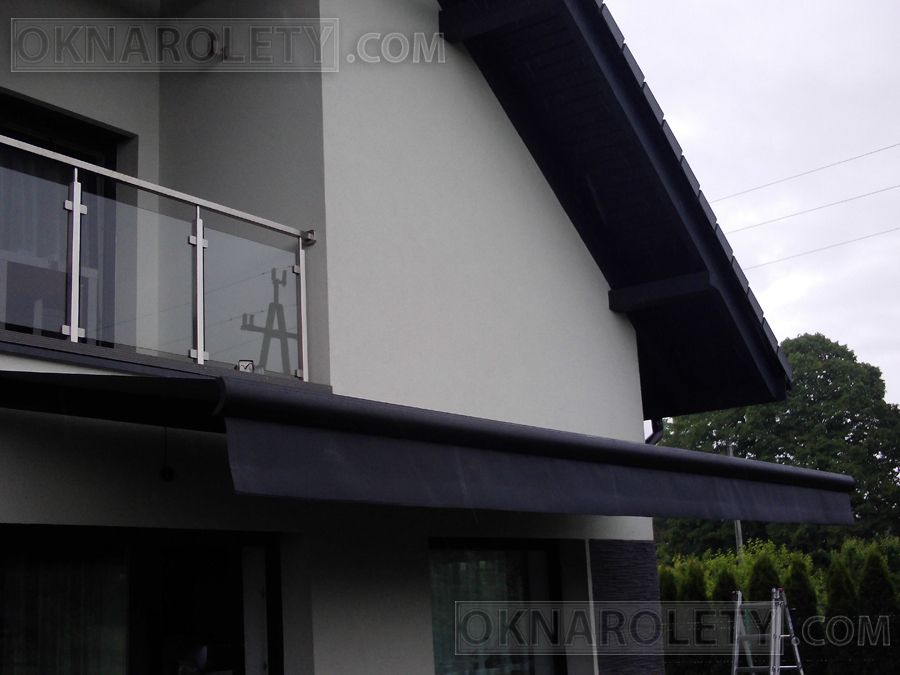 Markiza w kasecie antracyt 495x300 + LED Bielsko-Biała
