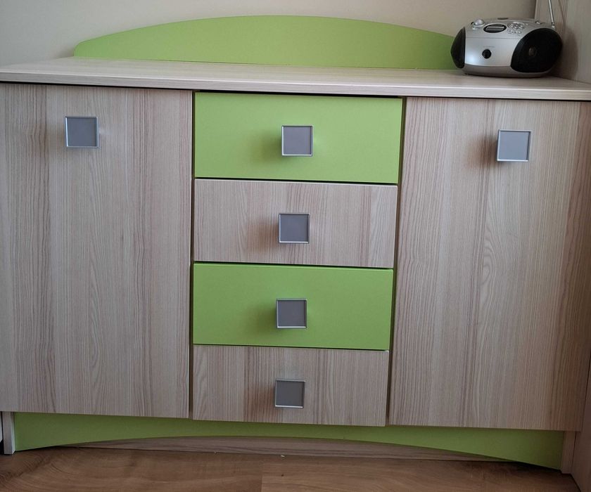 komoda dla dziecka i łóżko dziecięce Almer Meble kolekcja Neo