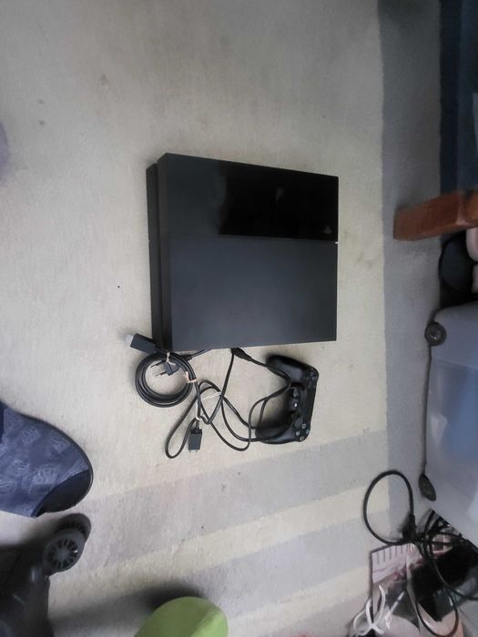 Sony PlayStation 4 1TB czarny +2 Gry (Tekken 7)