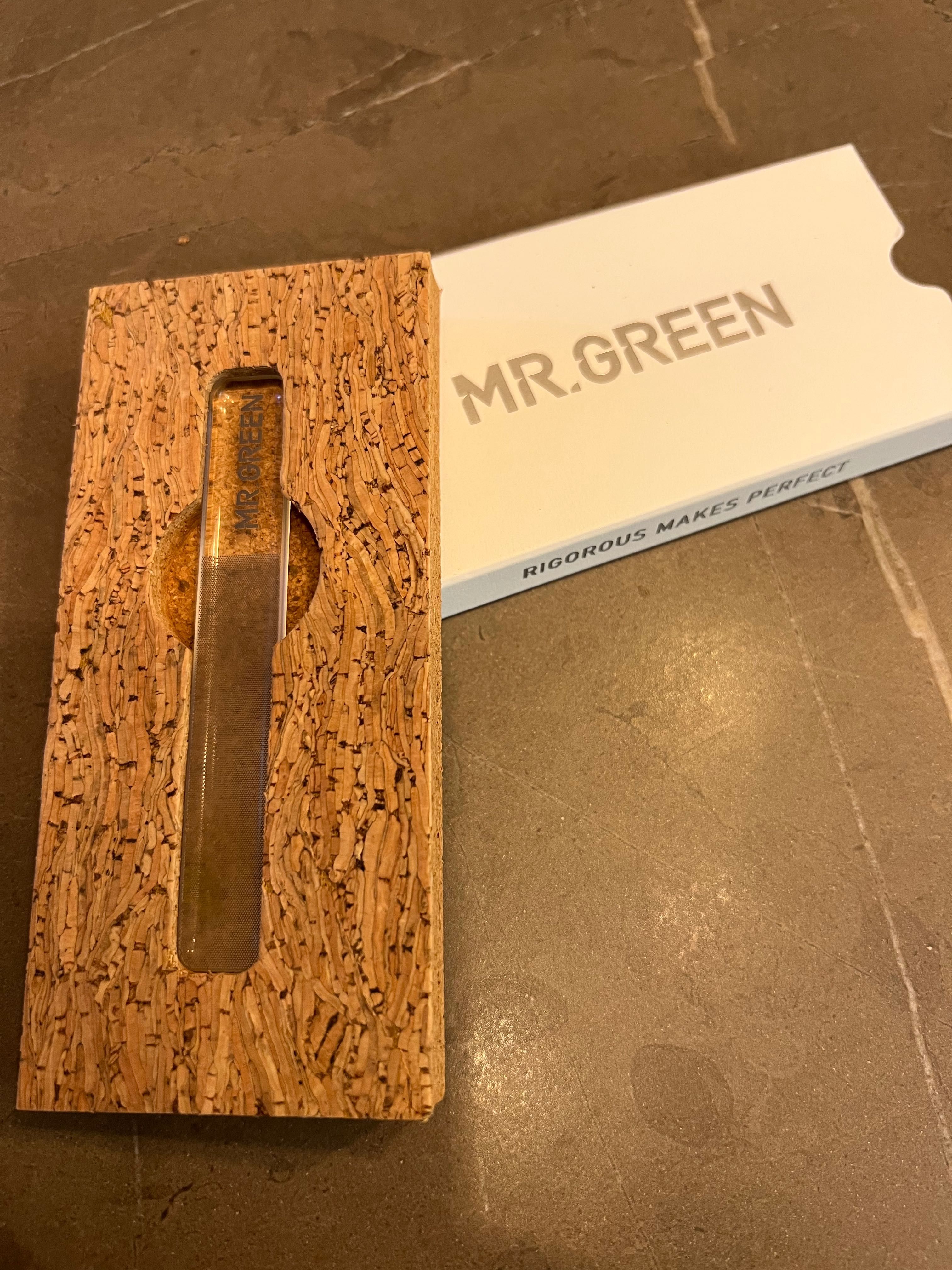 Нано-стеклянная пилка для ногтей Mr Green