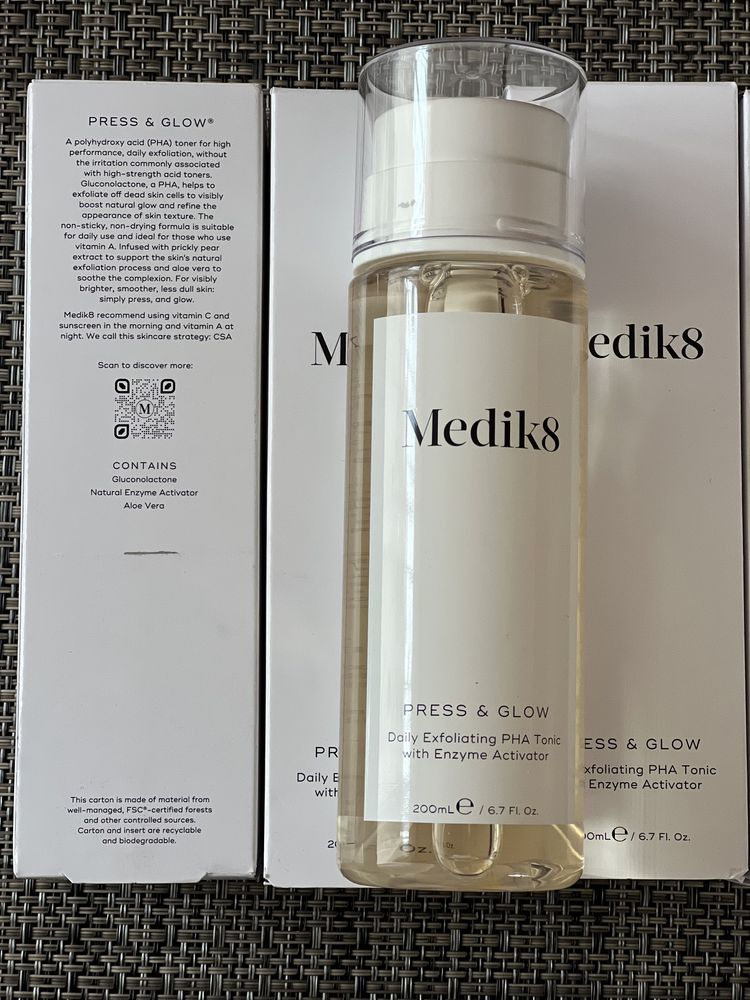 Medik8 Press & Glow Тонік з кислотою PHA