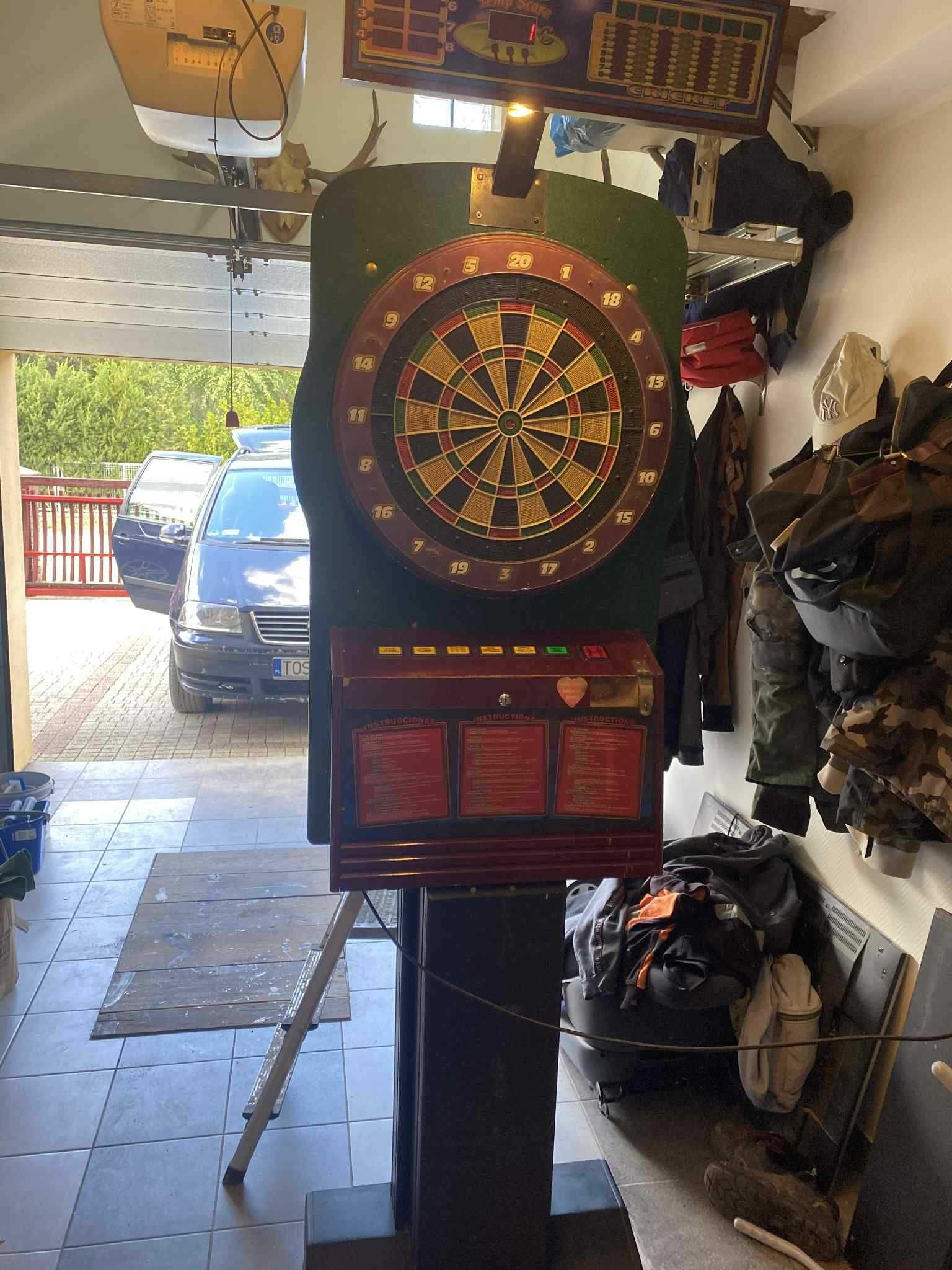 Sprzedam automat do gry w Darta.