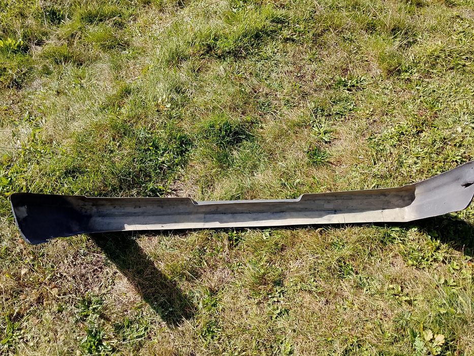 Zderzak tylny szeroki  VW T3 Multivan zamiennik