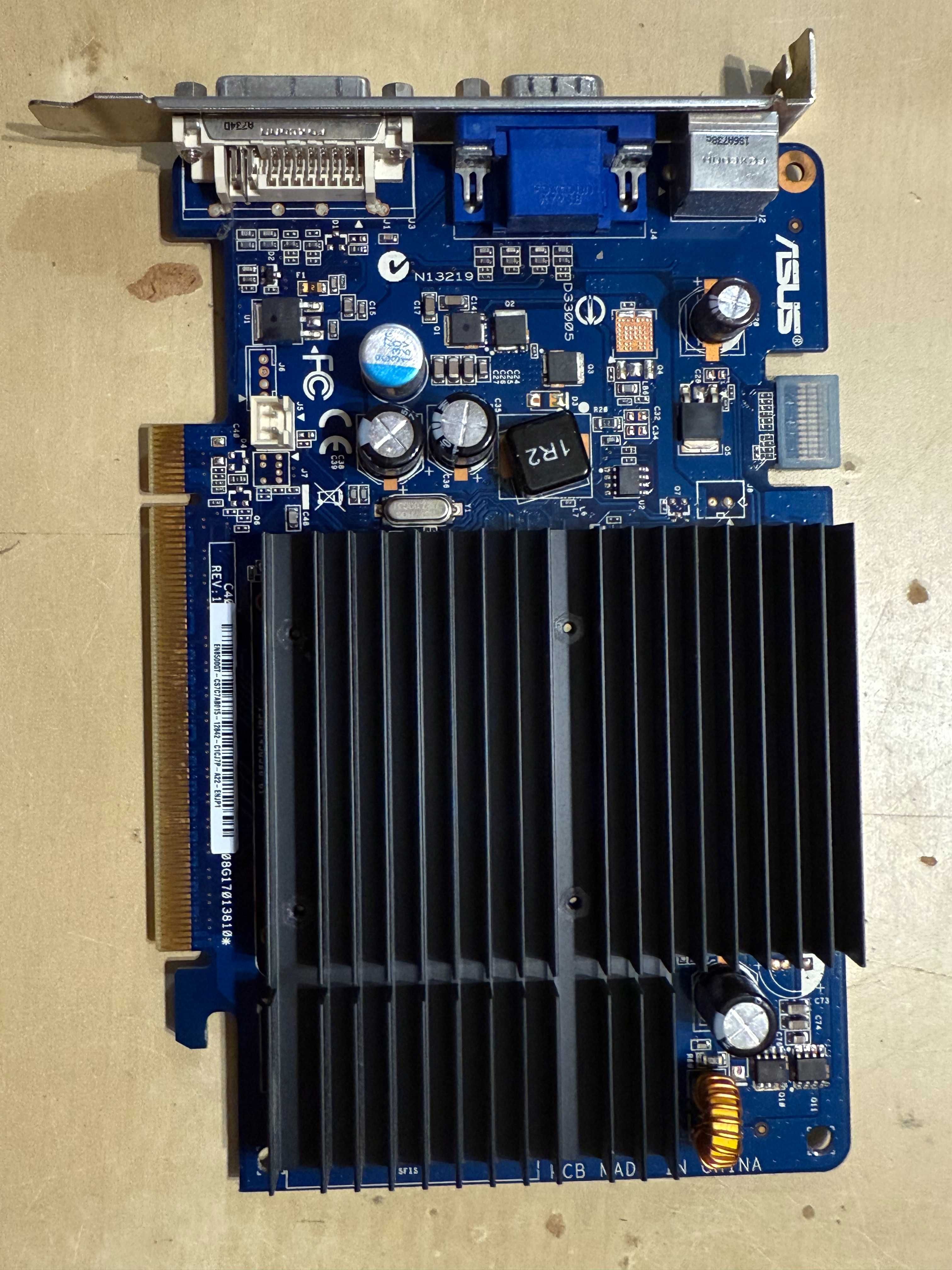 Karta Graficzna ASUS GT8500 PCIe 256GB Pasywna Nvidia