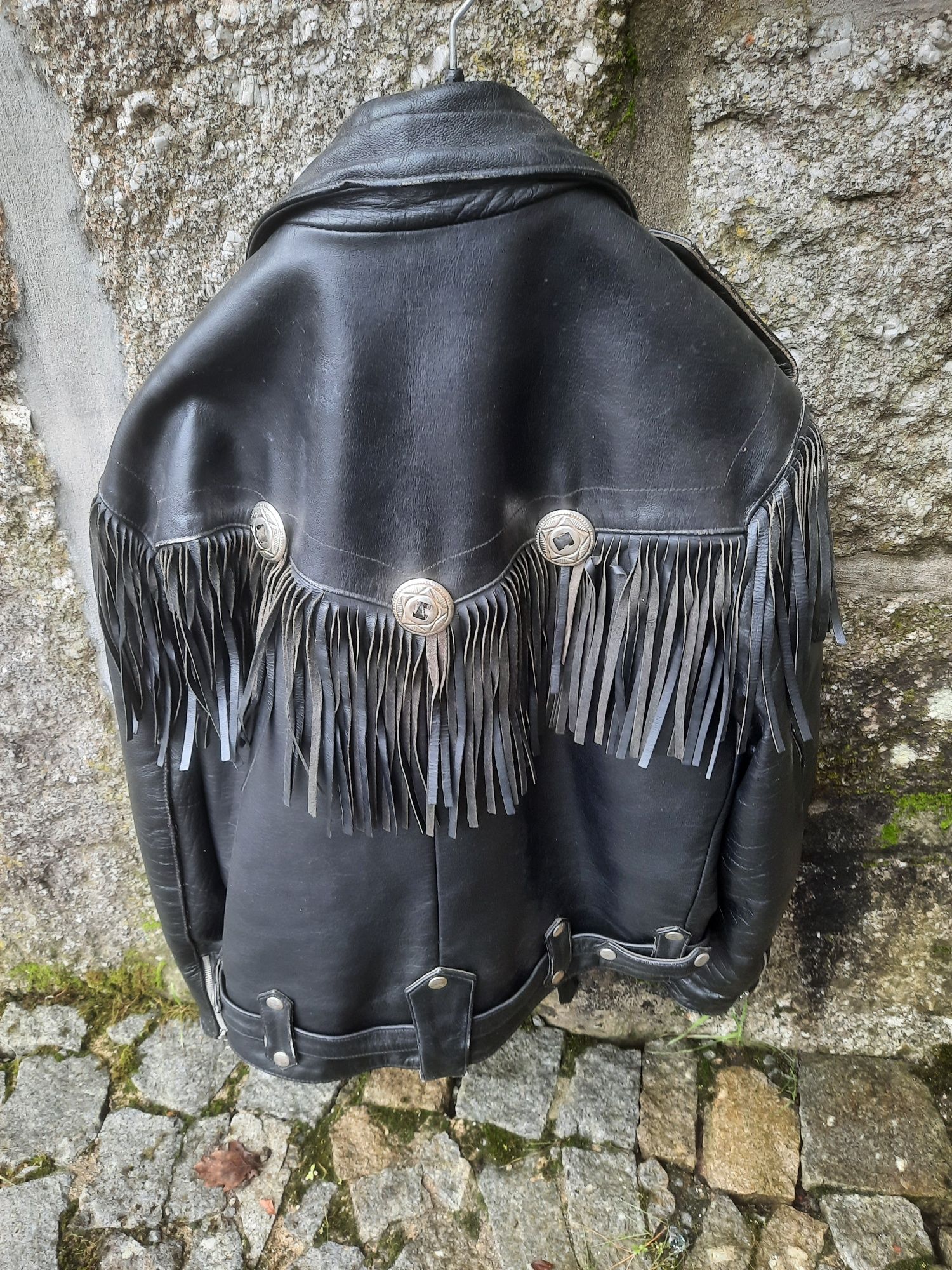 Blusão Motar, calças, cinto Sendra, Botas Sendra, etc