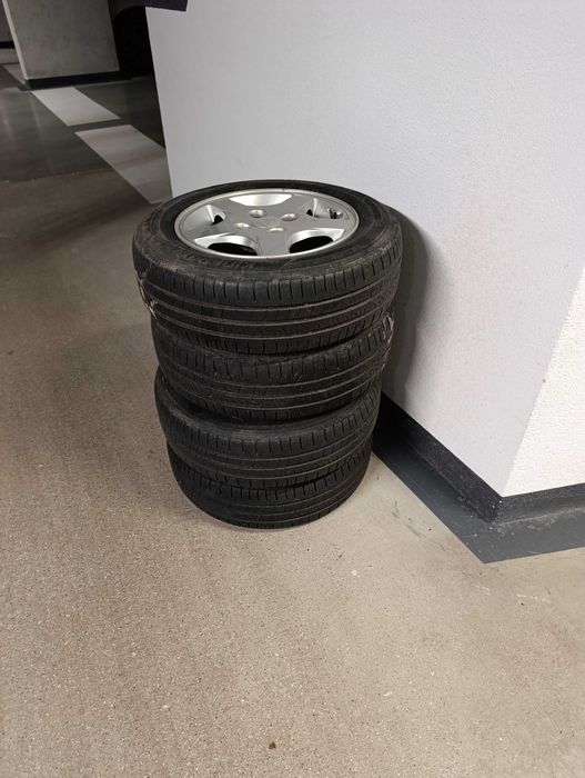 Sprzedam opony i felgi! 4/108