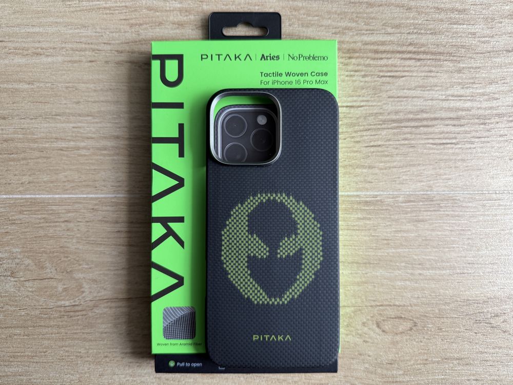 Etui Pitaka iPhone 16 Pro Max Limited Edition Alien