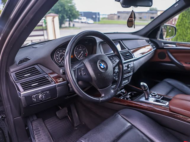 В продажі BMW X5 2013 року