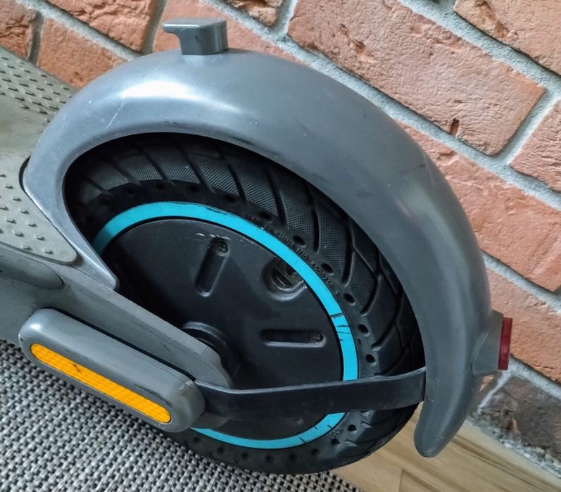 Motus Scooty 10 model 2021
