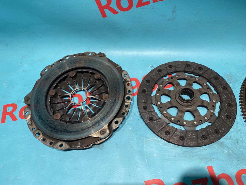 Демпфер BMW Е90 320 520 E60 N43 сцепление Н43