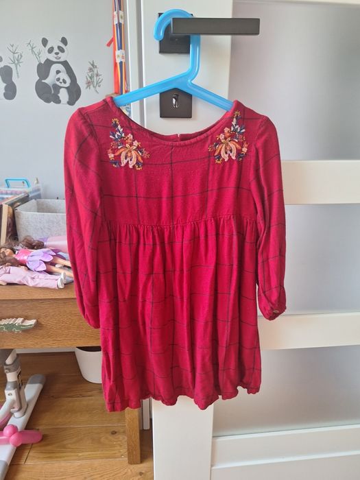 Piękna  sukienka świeta