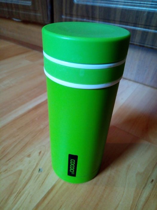 Термос 0,35 литра новый