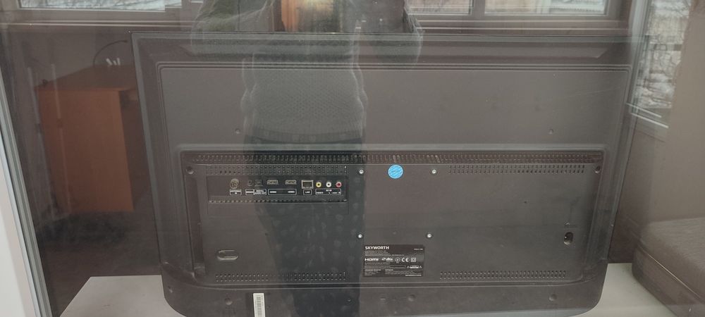 Продам телевізор skyworth 32E6