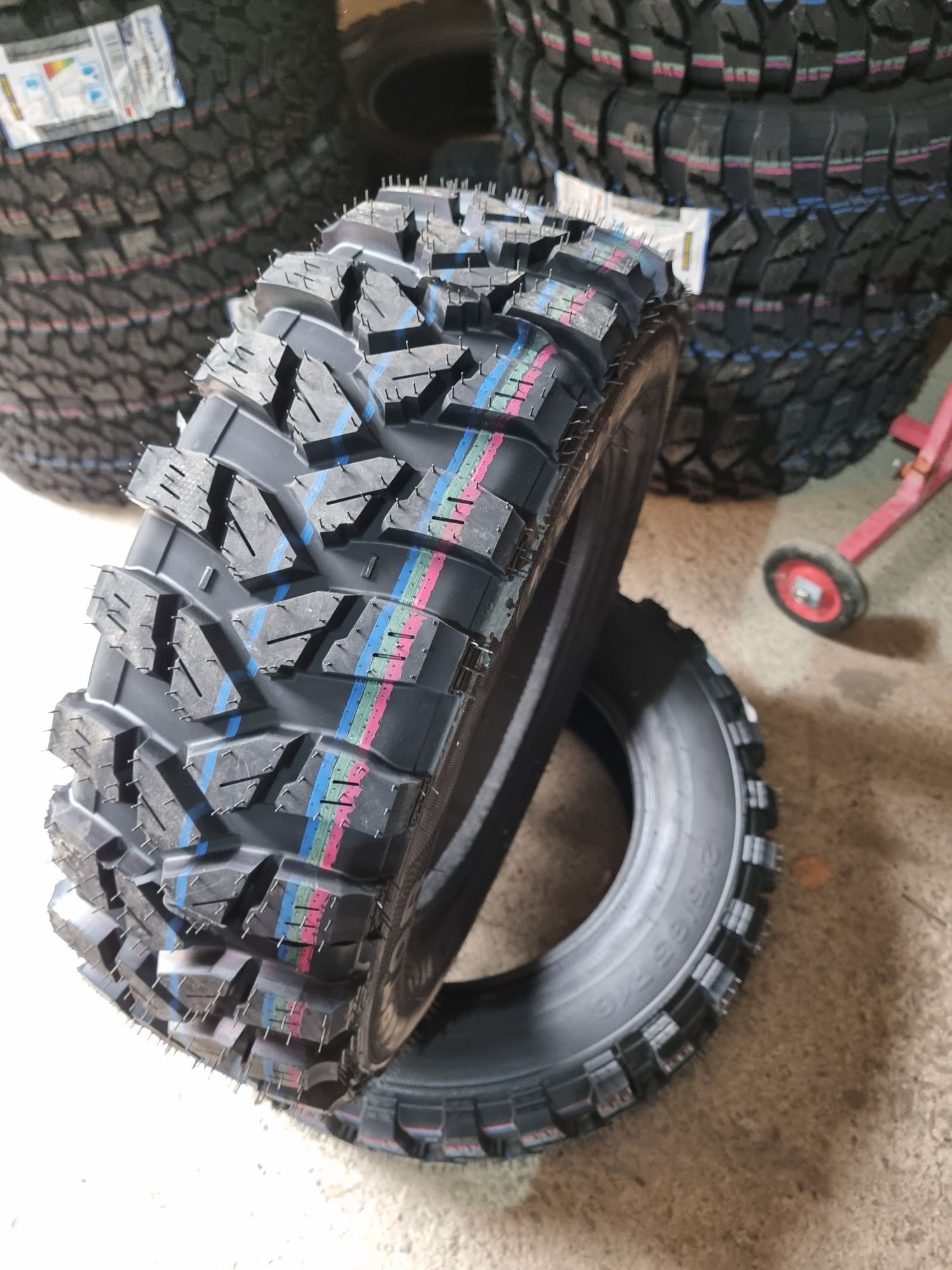 Opony Terenowe 215/70 R16 Raptor Wzór Maxxis Trepador