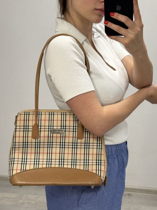 Сумка burberry на плече