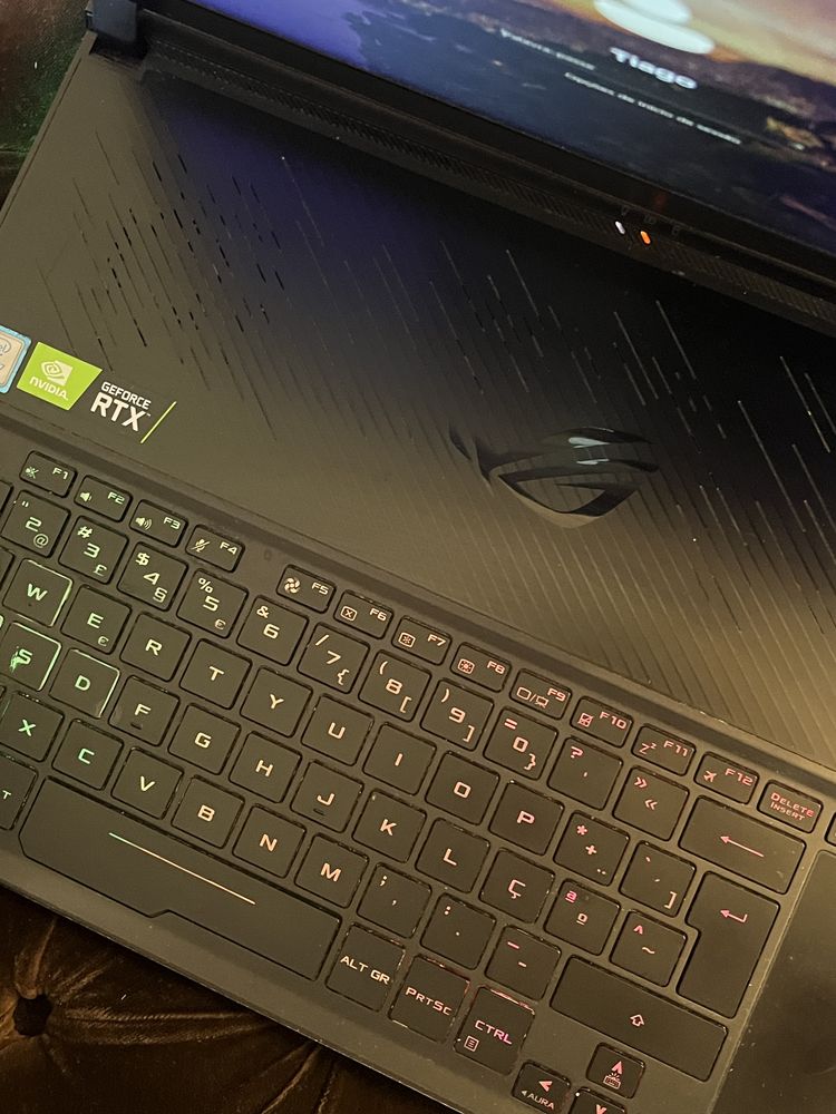 ASUS ROG Zephyrus S