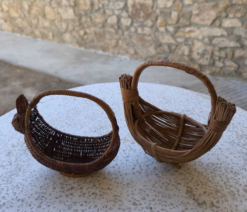 Cestinhos em Palhinha Antigos