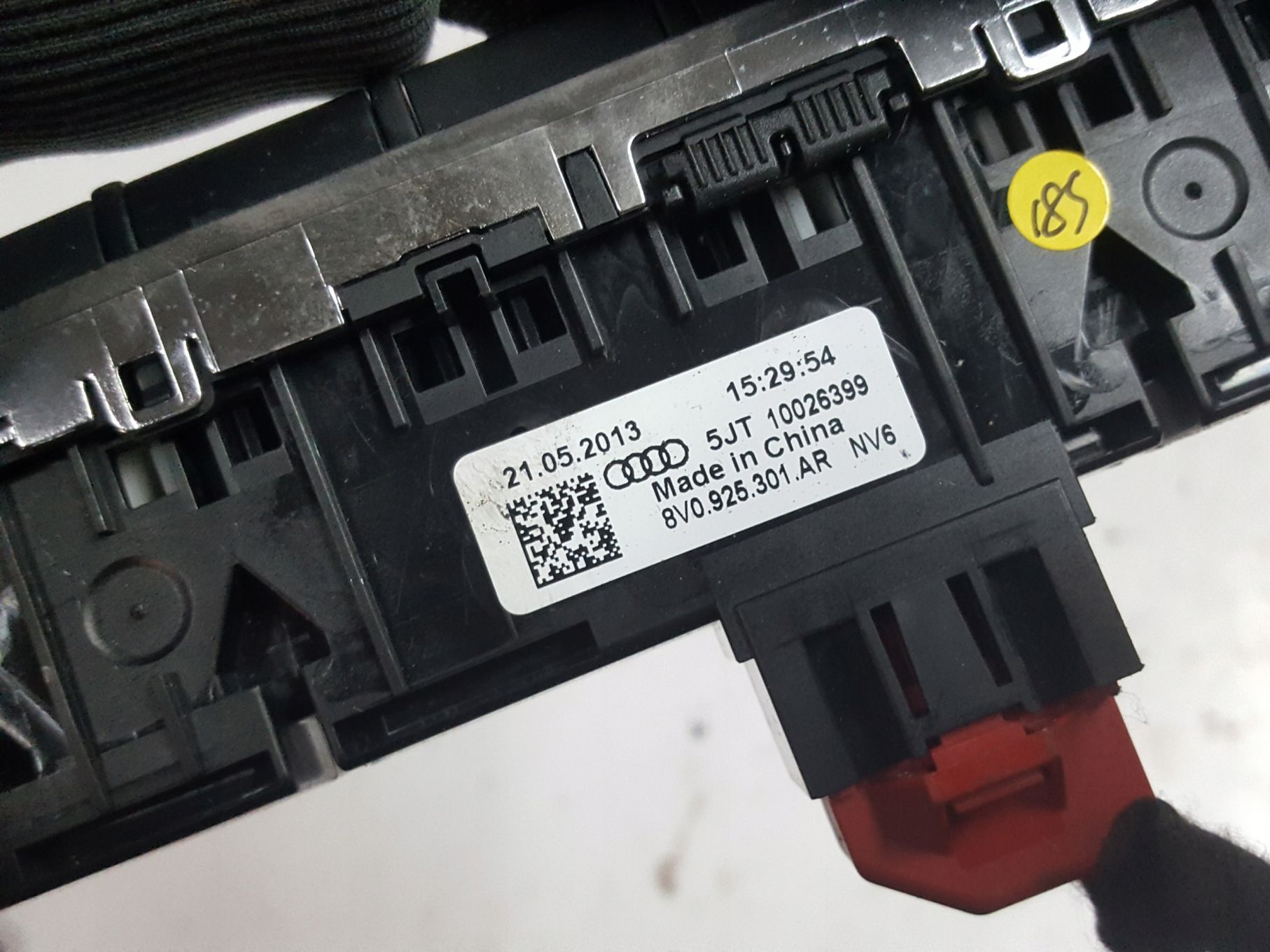 AUDI A3 8V 13r- WŁĄCZNIK AWARYJNYCH PANEL 8V0925301AR
