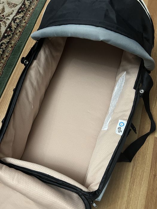 Люлька-переноска для малюка CHICCO