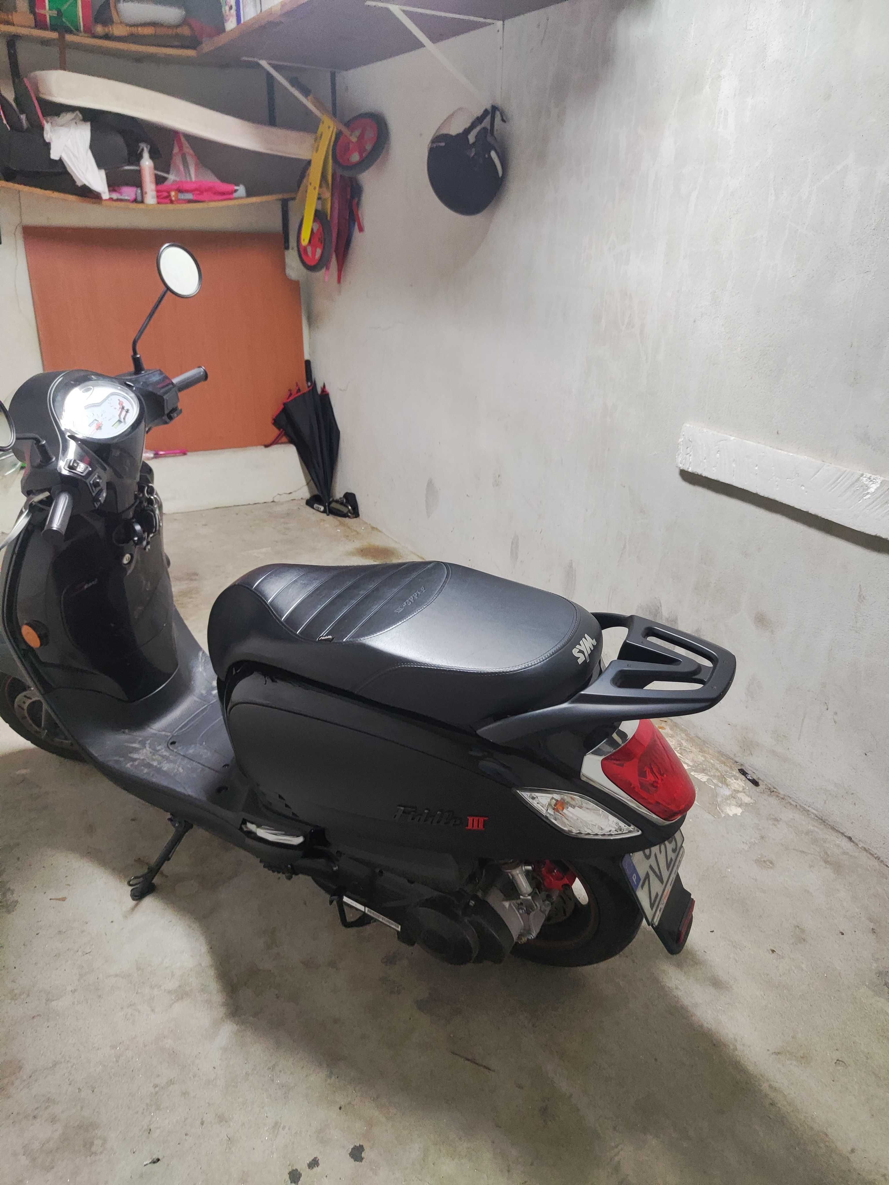 Scooter 125cm³ SYM Fiddle III