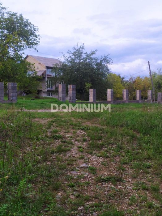 Продається будинок у смт. Вишково