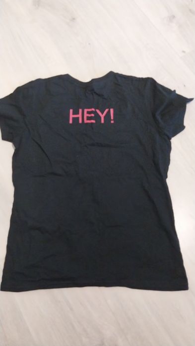 Koszulka z napisem Hey! Na plecach Rozmiar M