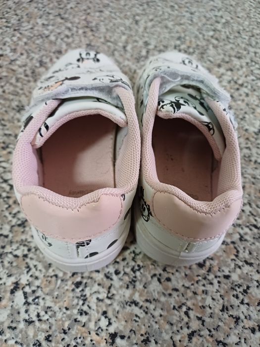 Sapatilhas da Miney como novas tamanho 24.