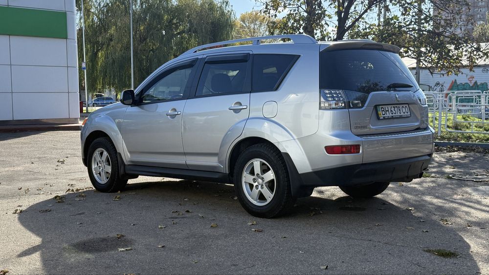 Мітсубісі аутлендр , ідеальний стан 43т.км. Пробіг (Капсула часу)