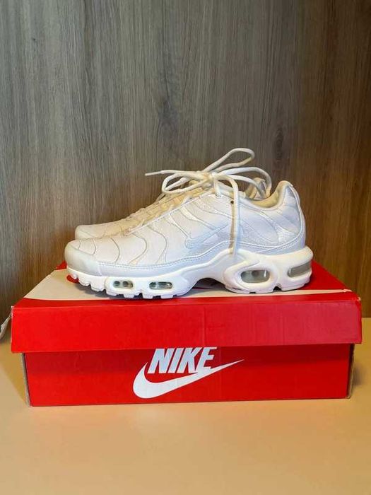 "Buty koszykówki "Nike_Air_Max_TN_Plus_White_Roz.43