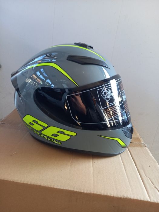 Шлем новый Размер S/M