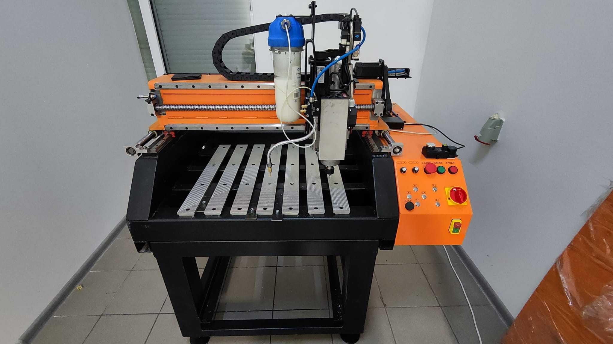 Frezarka CNC Cromachine