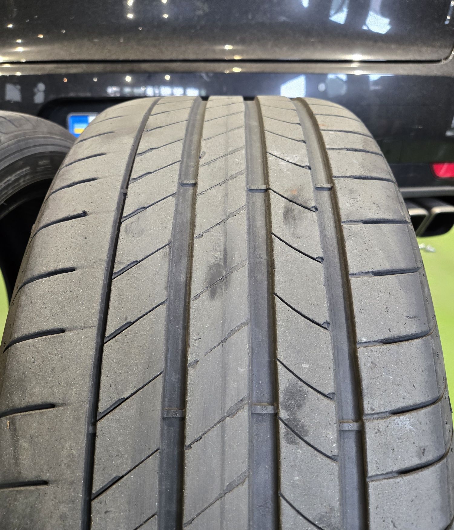 295/40 R20 265/45 R20 Goodyear Eagle F1