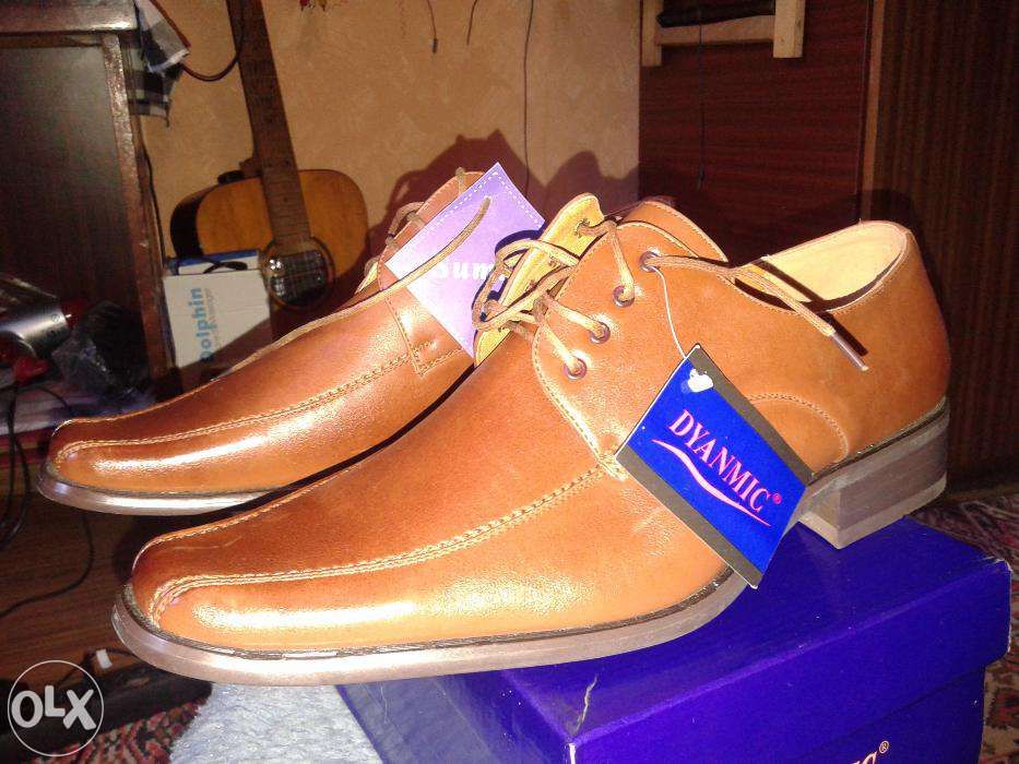 Продам нові чоловічі туфлі
