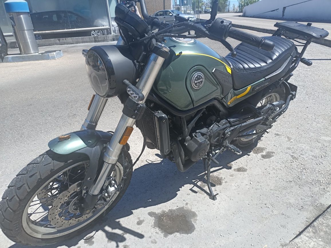 Vendo Benelli Leoncino 500 Trail (carta A2)