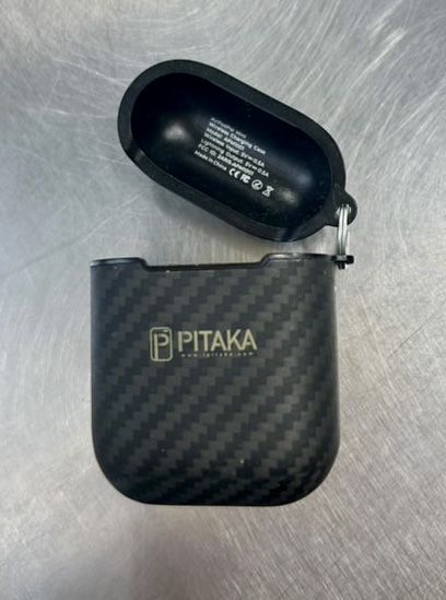 Чехол Pitaka для AirPods 1,2 с беспроводной зарядкой