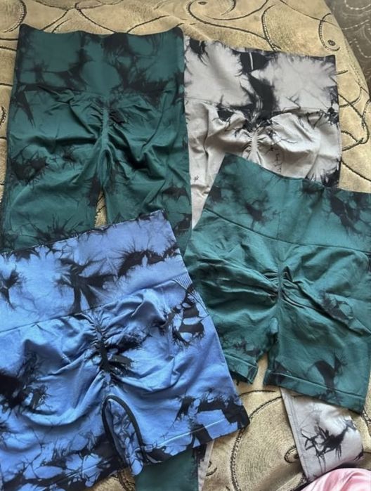 Лосини та велосипедки пуш ап