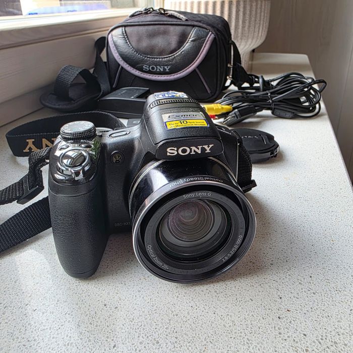 Aparat cyfrowy Sony Cyber-shot DSC-HX1 – komplet, idealny stan