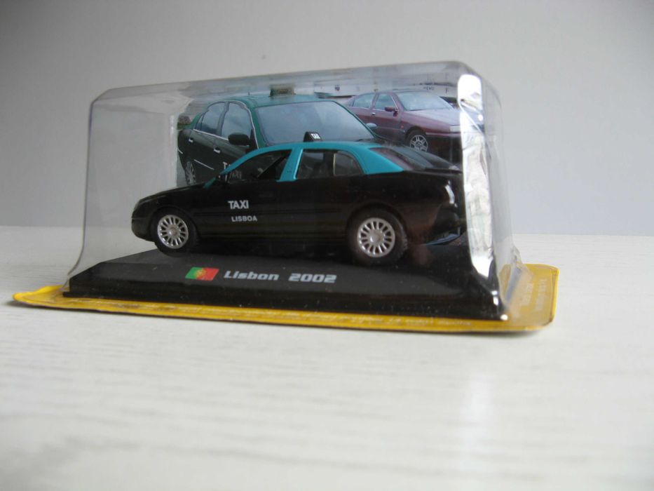 Taksówka Lancia Thesis, 1:43/Nowa!