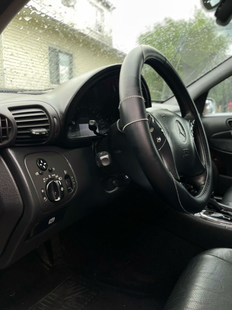 Mersedes-Benz C270 CDI • 2.7 дизель
