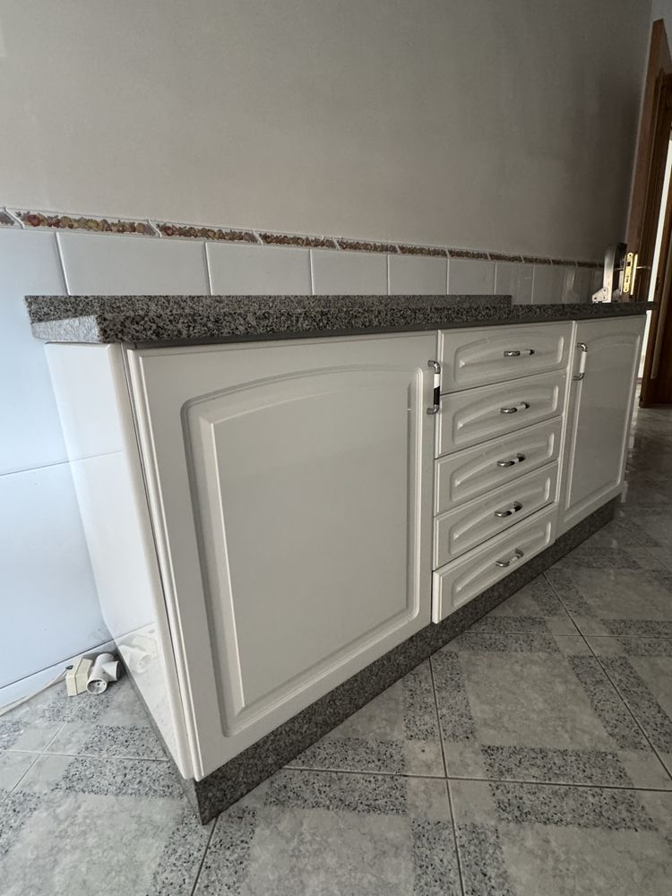 Movéis de Cozinha Lacada - Branco