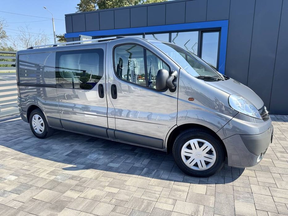 Opel Vivaro 2014 freshauto