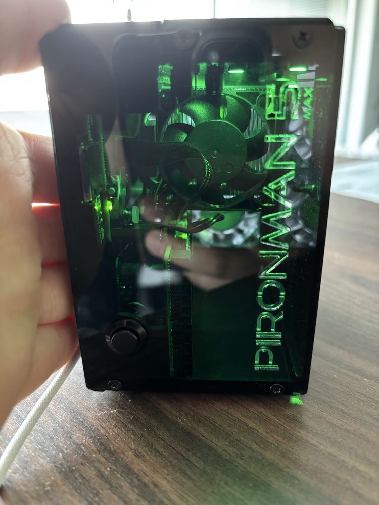 Pironman 5 max + Raspberry Pi 5 4gb