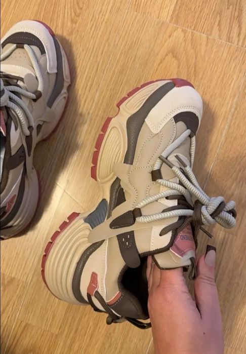 Кросівки взуття кроси кеди