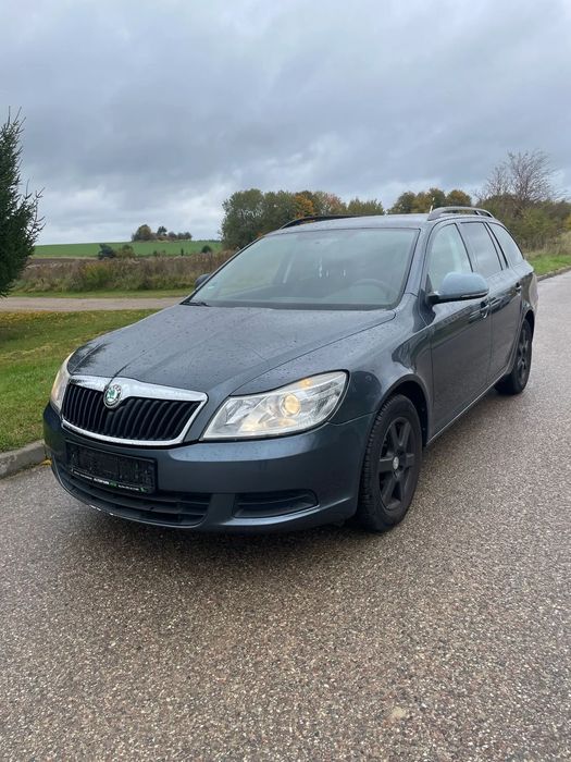 Skoda Octavia Skoda Octavia kombi 1.4 benzyna, klima, alu, nowe hamulce, hak