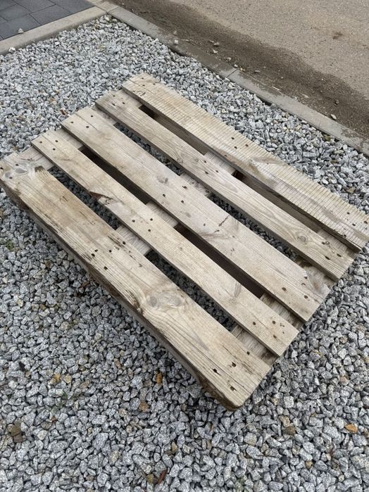 Palety oddam za darmo