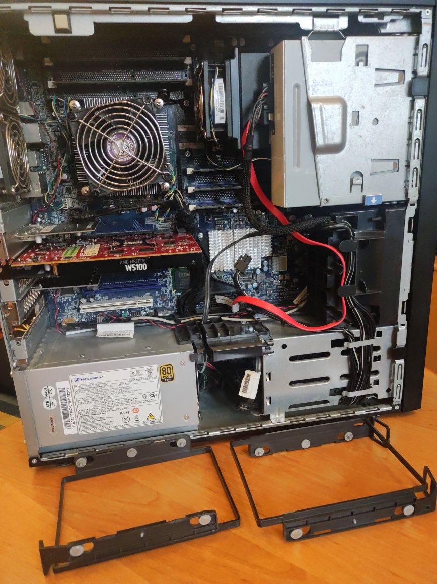 Thinkstation C20, 2xXeon x5675, 48 GB Ram, cztery dyski, RAID IBM